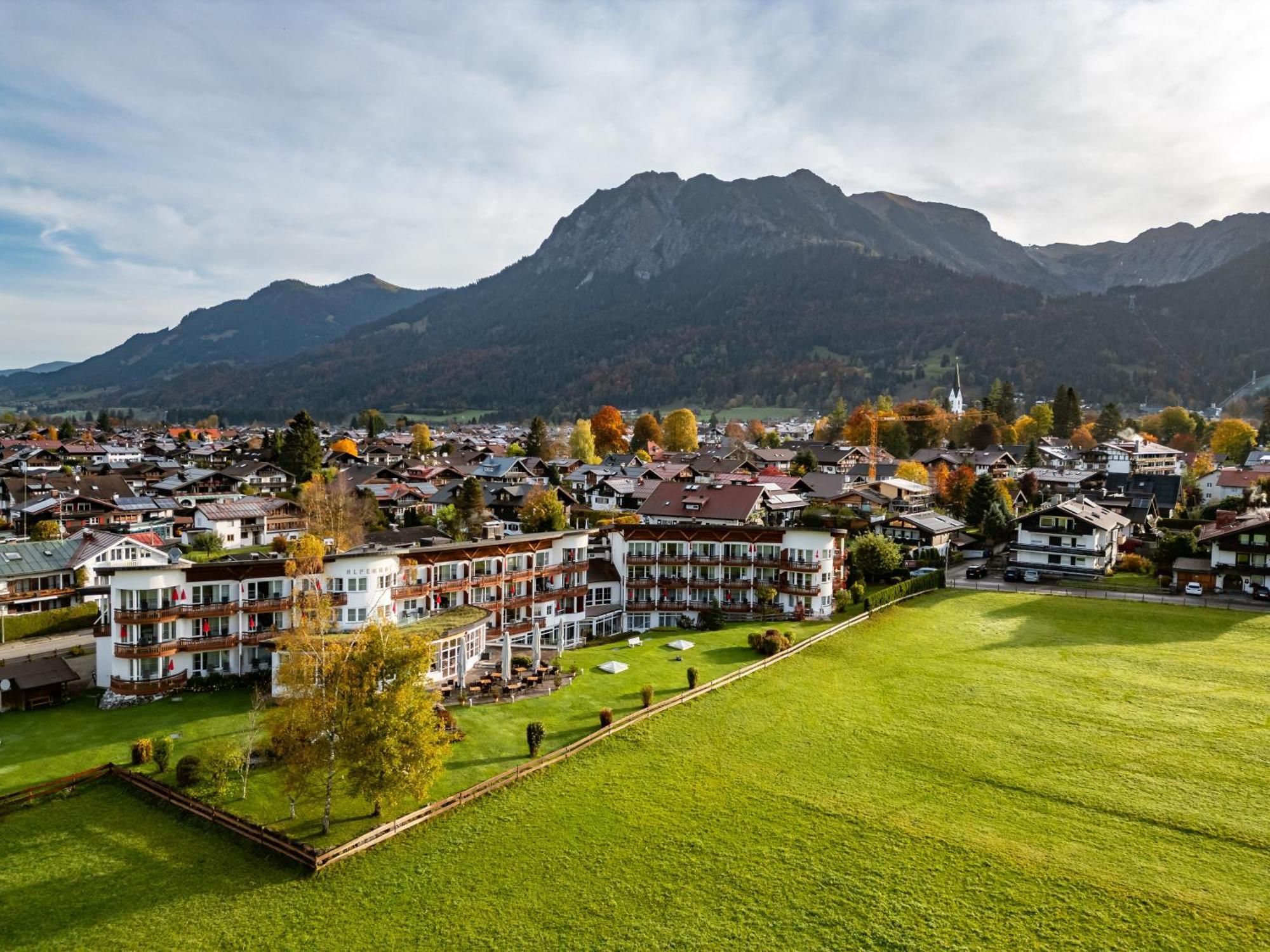 Best Western Plus Hotel Alpenhof โอเบอร์สทดอร์ฟ ภายนอก รูปภาพ