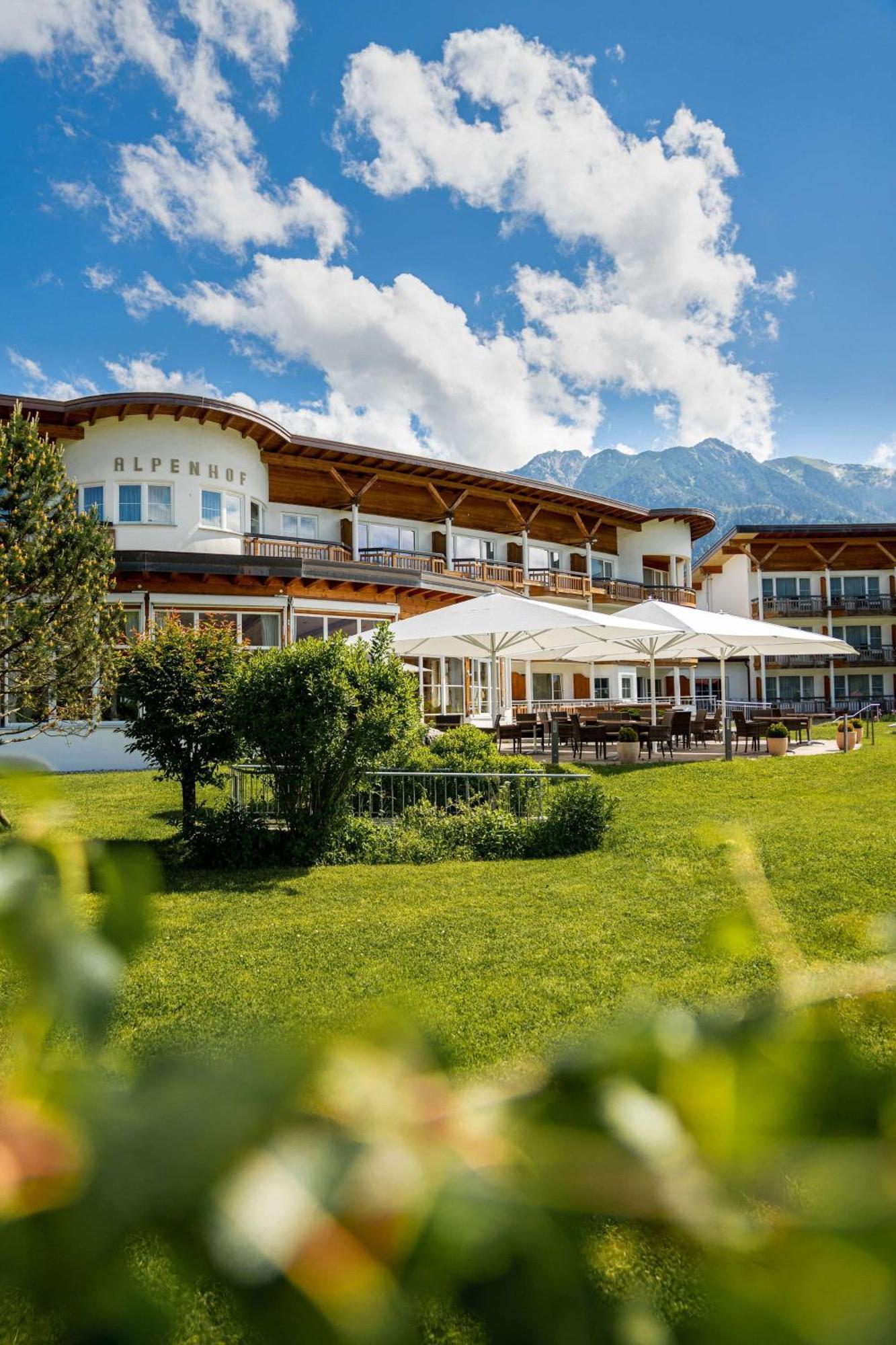 Best Western Plus Hotel Alpenhof โอเบอร์สทดอร์ฟ ภายนอก รูปภาพ