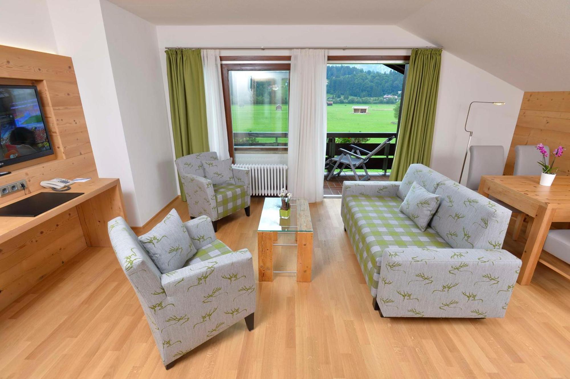 Best Western Plus Hotel Alpenhof โอเบอร์สทดอร์ฟ ภายนอก รูปภาพ