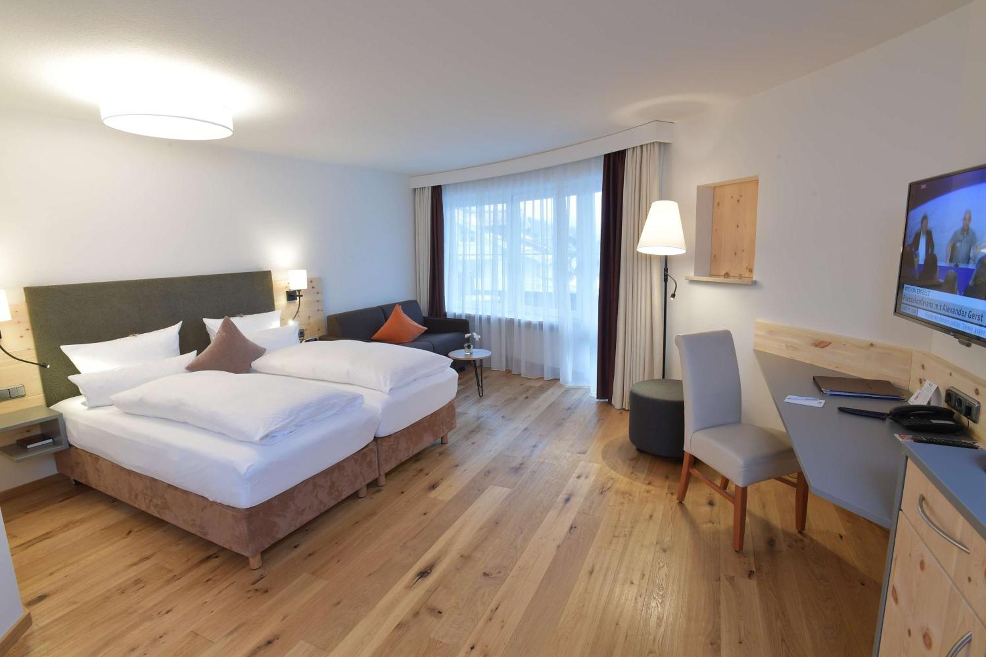 Best Western Plus Hotel Alpenhof โอเบอร์สทดอร์ฟ ภายนอก รูปภาพ
