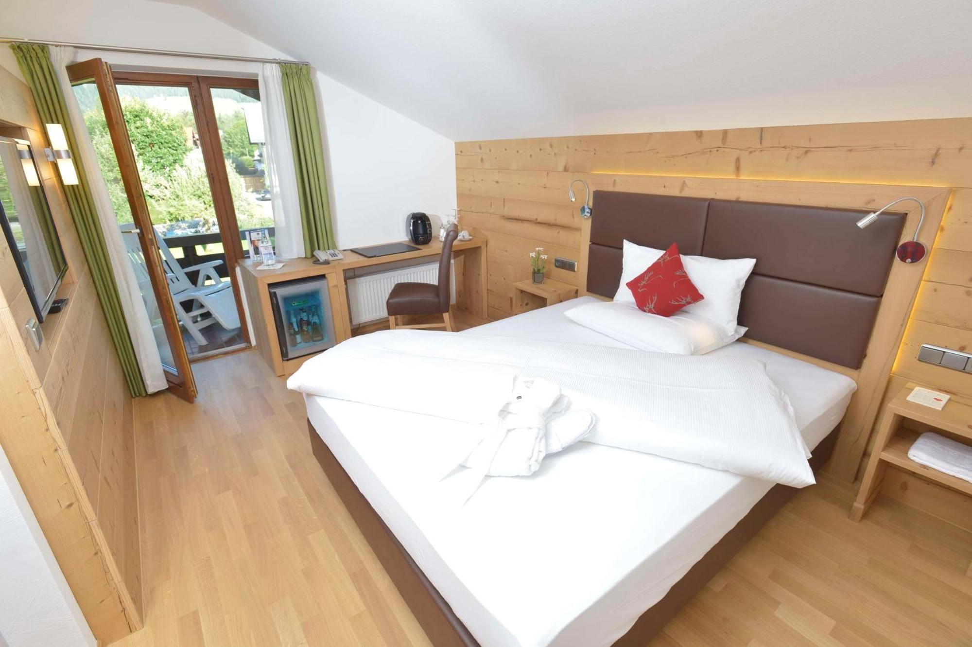 Best Western Plus Hotel Alpenhof โอเบอร์สทดอร์ฟ ภายนอก รูปภาพ