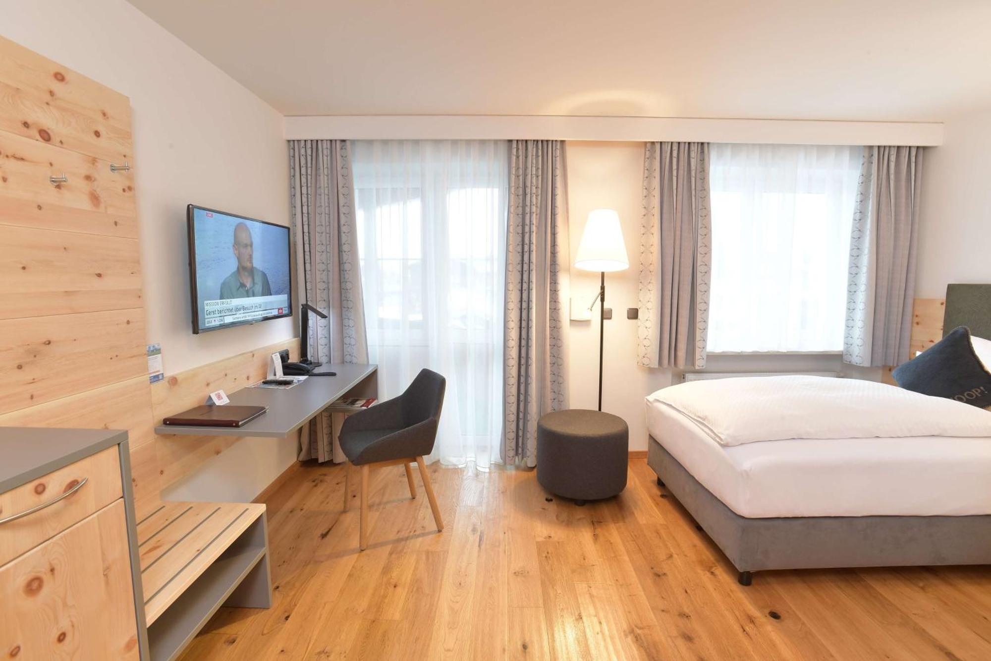 Best Western Plus Hotel Alpenhof โอเบอร์สทดอร์ฟ ภายนอก รูปภาพ