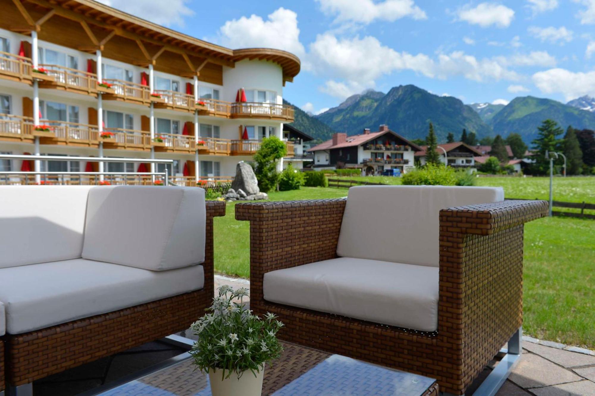 Best Western Plus Hotel Alpenhof โอเบอร์สทดอร์ฟ ภายนอก รูปภาพ